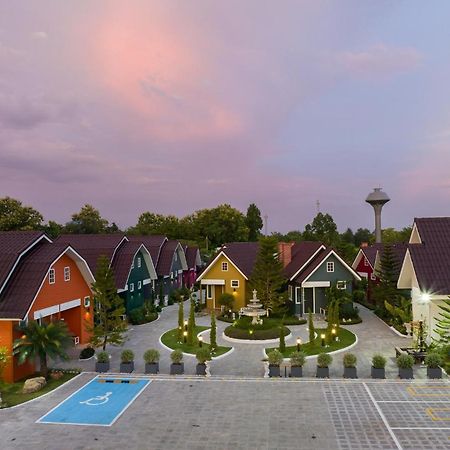 Picha Ville Resort Watthana Nakhon Zewnętrze zdjęcie